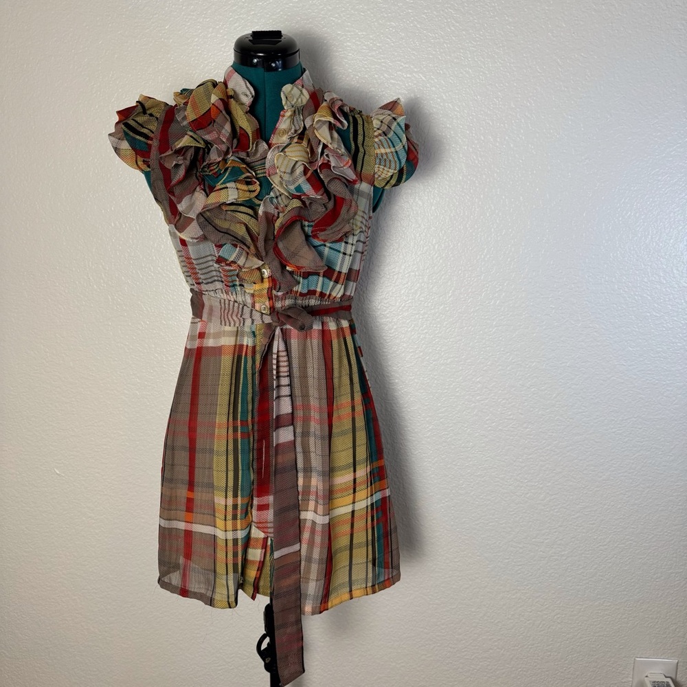 Womens Sz Small plaid dress ruffle bust & short sleeves, smocked waist Hot Fall